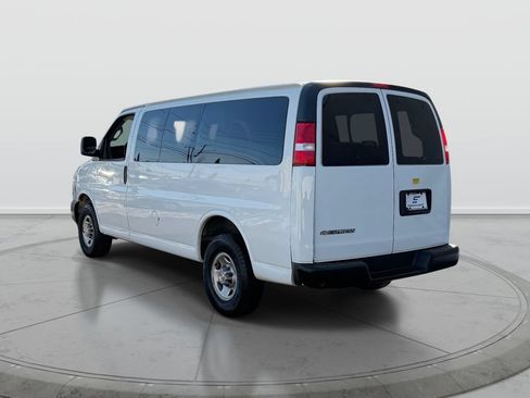 Used 2022 Chevrolet Express 2500 LS RWD image 7