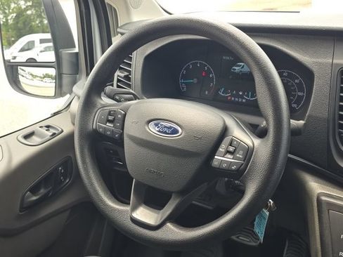 Used 2025 Ford Transit 250 Low Roof w/ Exterior Upgrade Package RWD image 25