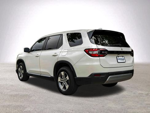 Used 2023 Honda Pilot EX-L image 7