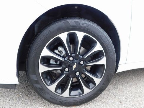 Used 2021 Chevrolet Spark LT w/ Spark Special Edition image 10