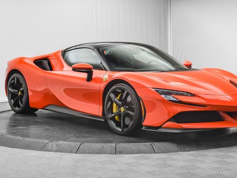Used 2025 Ferrari SF90 Spider image 60