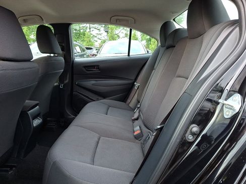 Used 2023 Toyota Corolla LE FWD image 10