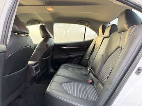 Used 2022 Toyota Camry SE image 20
