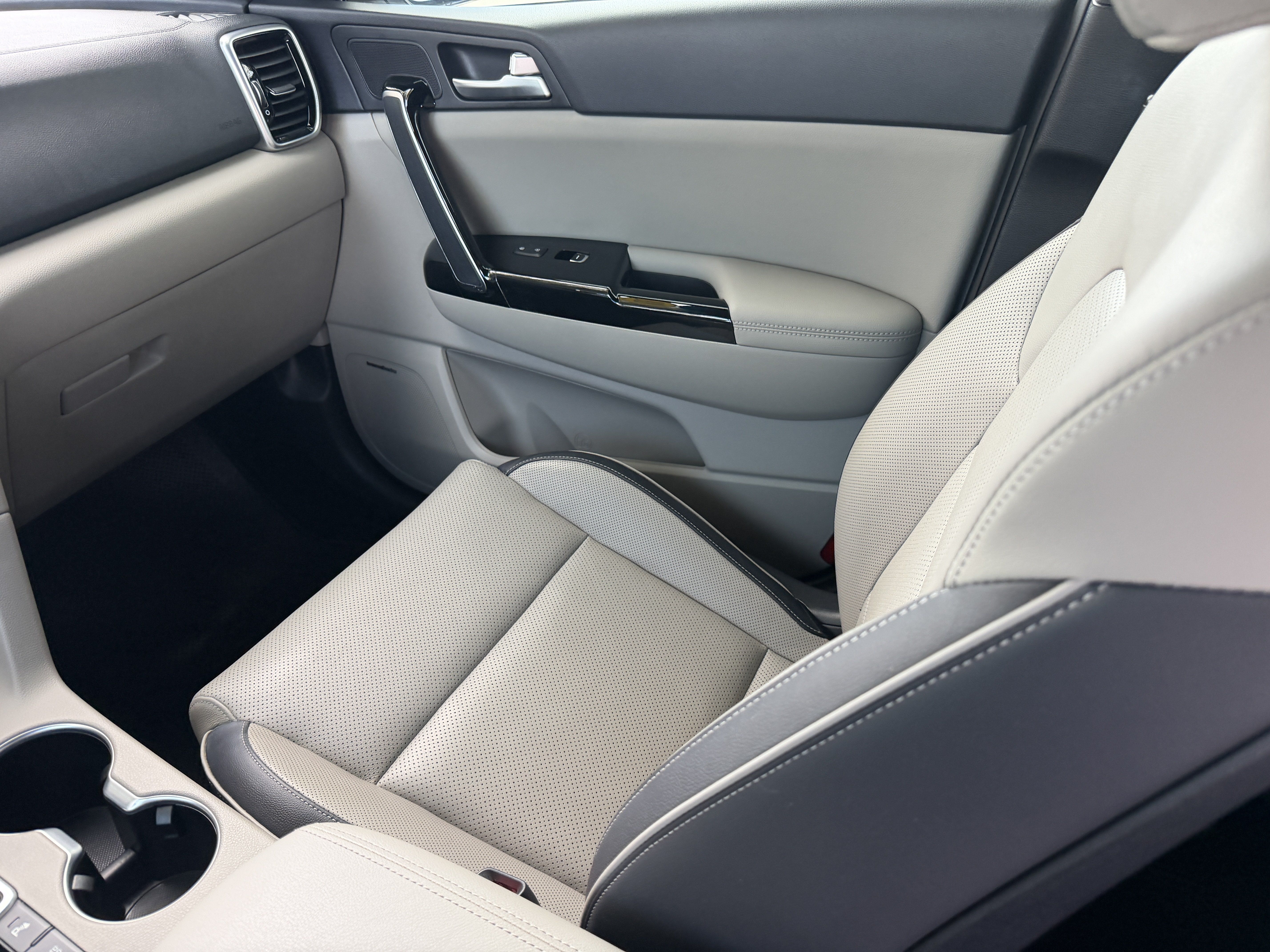 Used 2020 Kia Sportage SX FWD image 13