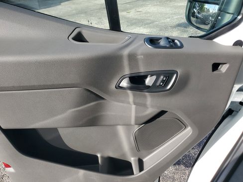 New 2026 Ford Transit 350 XL image 17