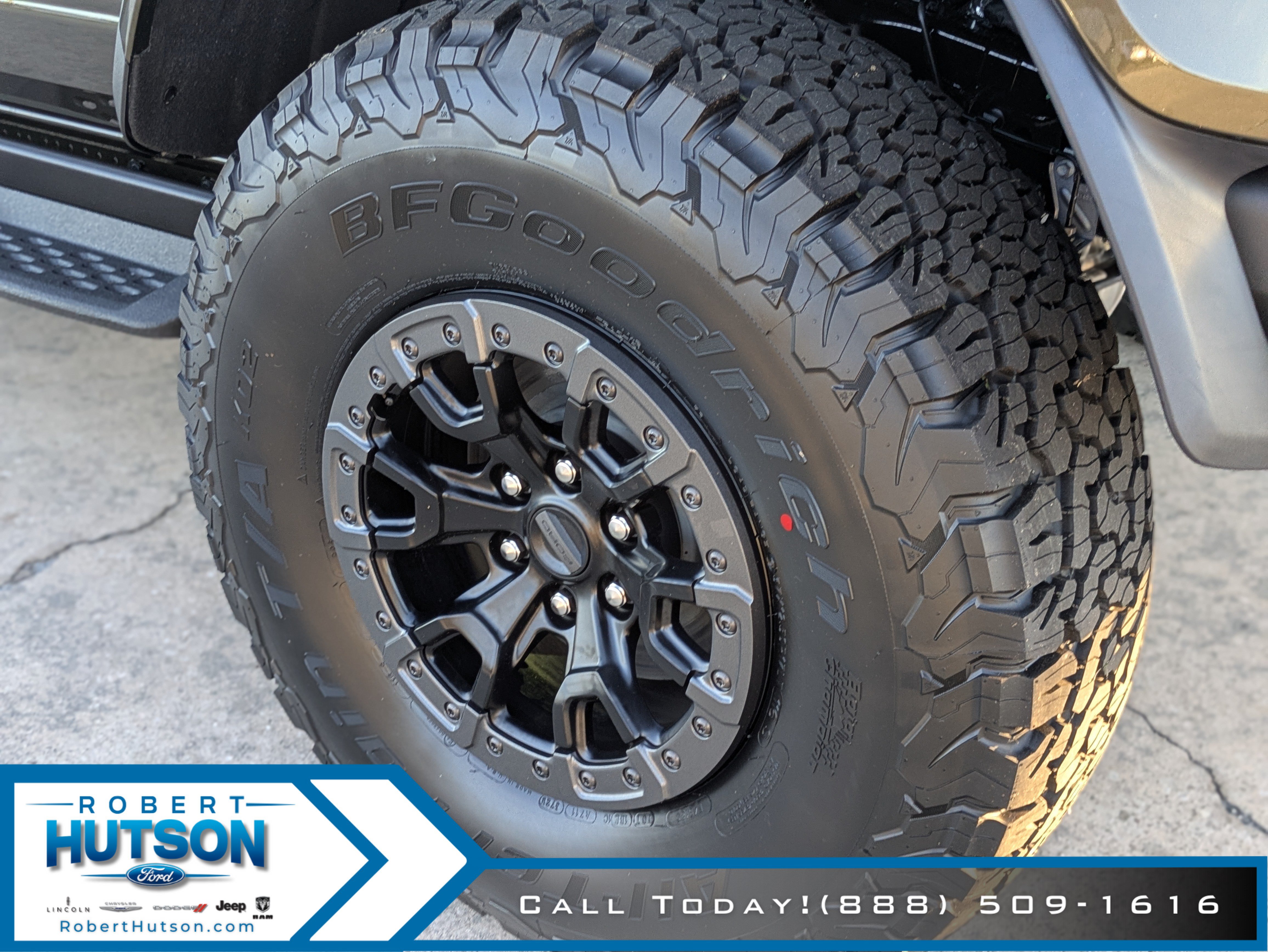 New 2025 Ford Bronco Raptor AWD/4WD image 13