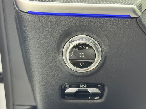 Used 2025 Mercedes-Benz C 36 AMG S w/ Pinnacle Trim Package image 19