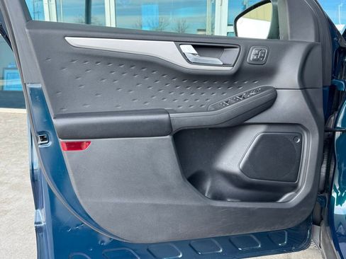 Used 2020 Ford Escape SEL image 15