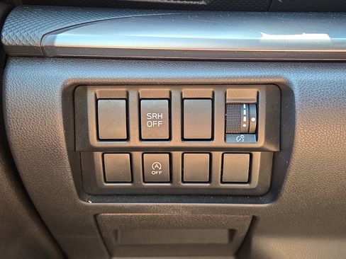Used 2023 Subaru Forester Premium AWD/4WD image 26