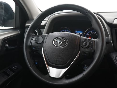 Used 2018 Toyota RAV4 XLE image 14