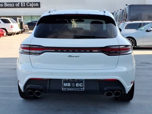 Used 2023 Porsche Macan AWD/4WD image 22