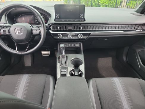 Used 2025 Honda Civic Sport image 16