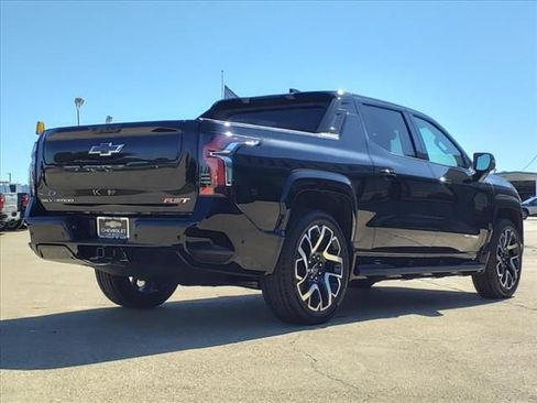 New 2024 Chevrolet Silverado EV RST AWD/4WD image 4