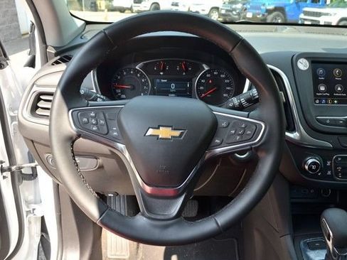 Used 2024 Chevrolet Equinox LT AWD/4WD image 19