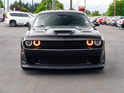 Used 2019 Dodge Challenger R/T Scat Pack w/ Widebody Package RWD image 2