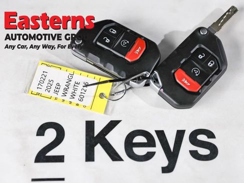 Used 2025 Jeep Wrangler Unlimited Sahara AWD/4WD image 22