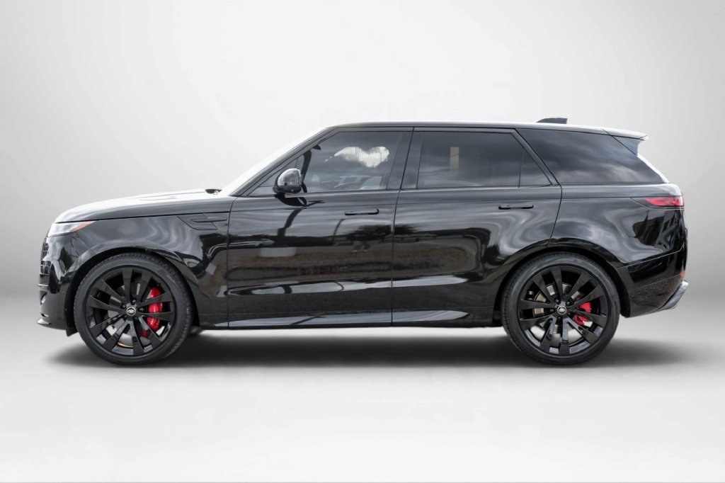 Used 2024 Land Rover Range Rover Sport Dynamic SE AWD/4WD image 9