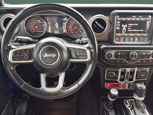 Used 2019 Jeep Wrangler Unlimited Rubicon AWD/4WD image 25