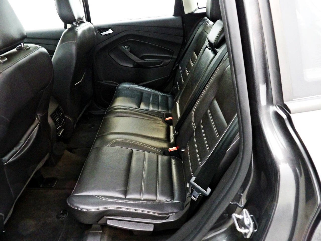 Used 2018 Ford C-MAX SE w/ Equipment Group 202A FWD image 10