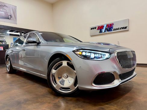 Used 2024 Mercedes-Benz Maybach S 580 MERCEDES-MAYBACH S 580 4MATIC image 1