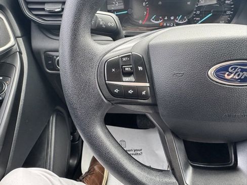 Used 2021 Ford Explorer Base image 23