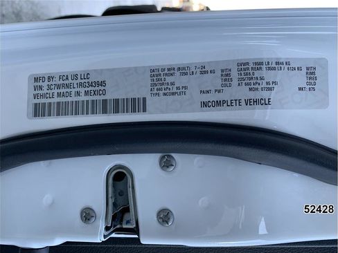 Used 2024 RAM 5500 Tradesman w/ Safety Group image 15