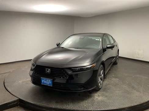 New 2026 Honda Accord EX-L image 3