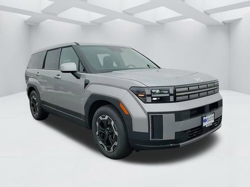 New 2026 Hyundai Santa Fe SE image 3