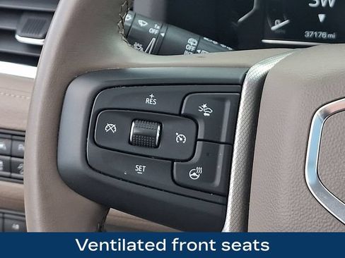 Used 2024 GMC Yukon Denali AWD/4WD image 7