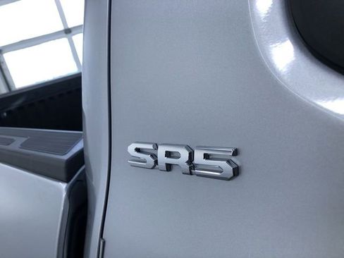 New 2025 Toyota Tacoma SR5 image 9