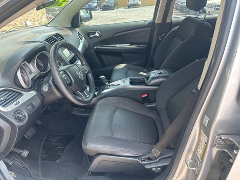 Used 2012 Dodge Journey American Value Package w/ Flexible Seating Group image 9