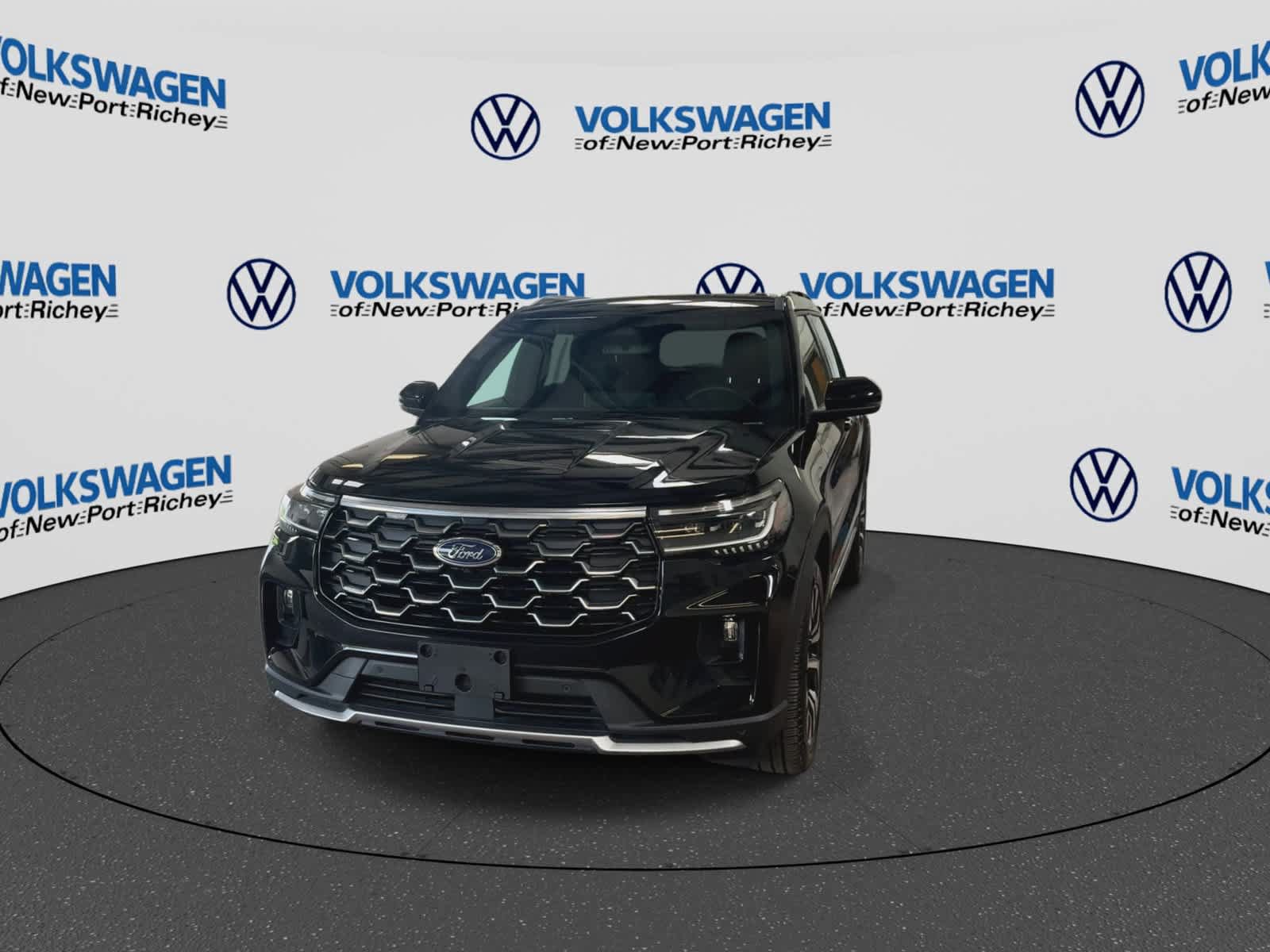Used 2025 Ford Explorer Platinum w/ LUX Leather Package AWD/4WD image 3