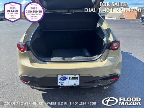 New 2025 MAZDA MAZDA3 Carbon w/ Appearance Package image 21