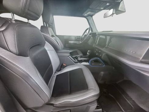 Used 2024 Ford Bronco Black Diamond AWD/4WD image 27