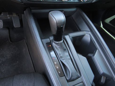 Certified 2023 Honda Accord LX image 19