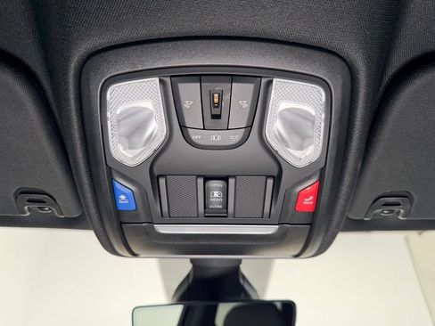 Used 2022 RAM 1500 Big Horn AWD/4WD image 11