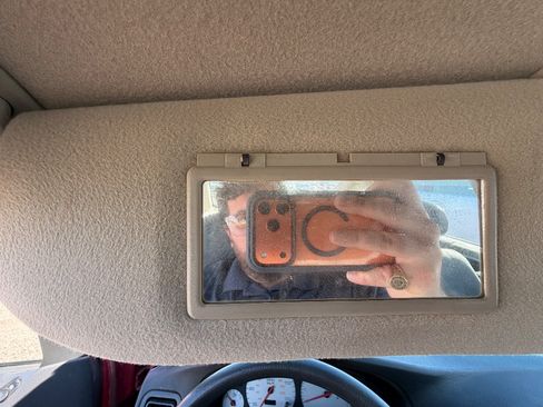 Used 2003 Saturn L-Series L200 FWD image 17