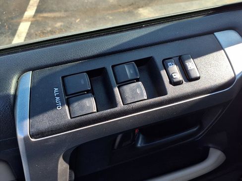 Used 2013 Toyota 4Runner SR5 image 20