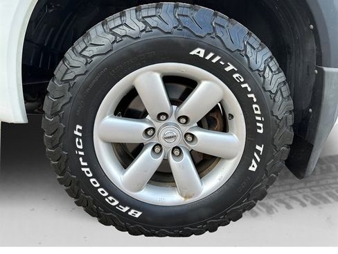 Used 2014 Nissan Titan PRO-4X AWD/4WD image 18