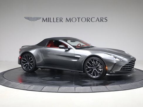 Used 2026 Aston Martin V8 Vantage Roadster image 25