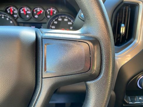 Used 2025 Chevrolet Silverado 1500 Custom Trail Boss w/ LPO, Dark Essentials Package AWD/4WD image 19