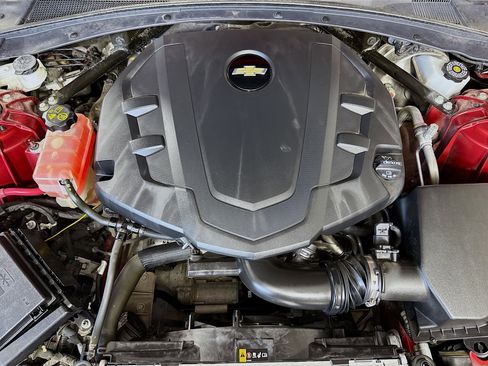 Used 2021 Chevrolet Camaro LT w/ Wild Cherry Design Package 1 image 37