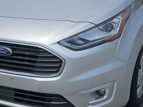 Used 2022 Ford Transit Connect XLT FWD image 9
