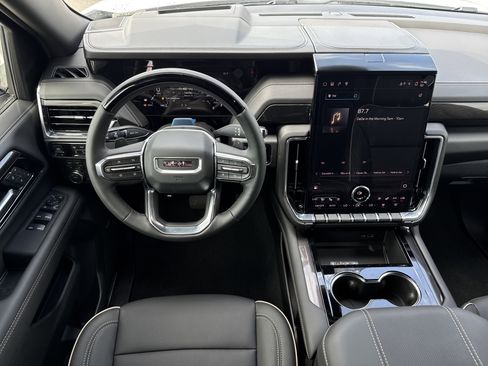 New 2026 GMC Yukon XL Elevation w/ Elevation Premium Package image 17