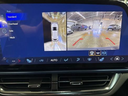 New 2026 Chevrolet Equinox EV LT FWD image 16