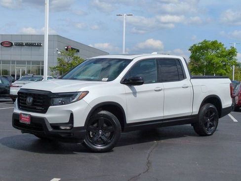 Used 2021 Honda Ridgeline Black Edition image 2