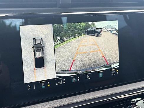Used 2023 GMC Sierra 1500 AT4 w/ AT4 Premium Package AWD/4WD image 31