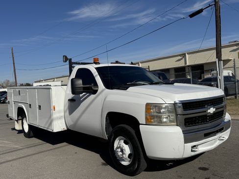 Used 2007 Chevrolet Silverado 3500 W/T image 7