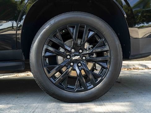 Used 2024 Chevrolet Tahoe RST w/ Luxury Package AWD/4WD image 15