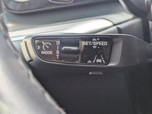 Used 2024 Porsche Cayenne AWD/4WD image 33